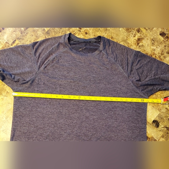 Mens XL tshirt by Head, GUC - Picture 3 of 7